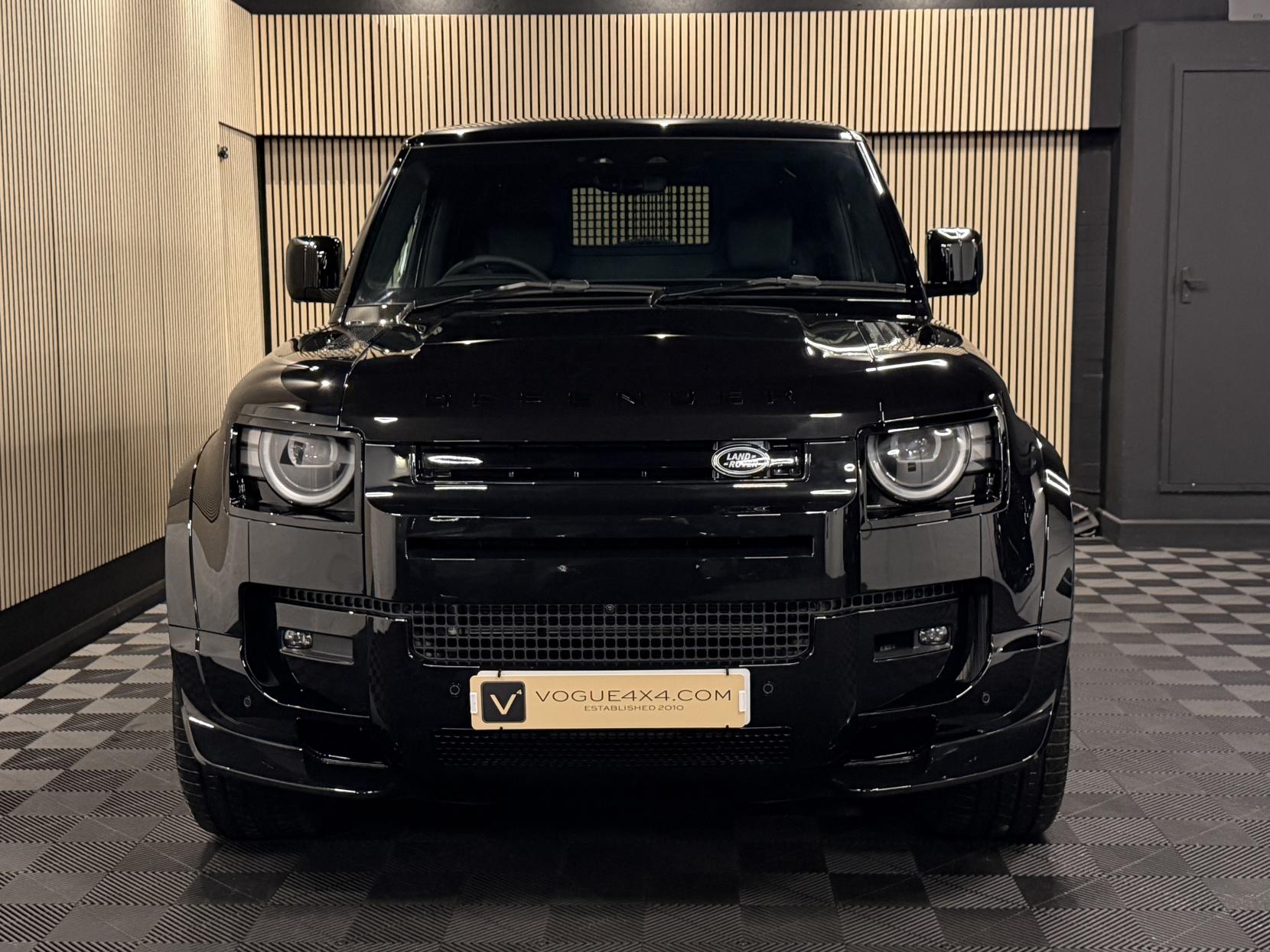 Land Rover Defender 90 3.0 D350 MHEV X-Dynamic HSE Hard Top SUV 3dr Diesel Auto 4WD SWB Euro 6 (s/s) (350 ps)