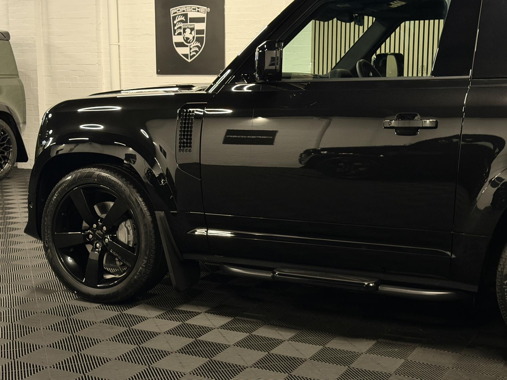 Land Rover Defender 90 3.0 D350 MHEV X-Dynamic HSE Hard Top SUV 3dr Diesel Auto 4WD SWB Euro 6 (s/s) (350 ps)