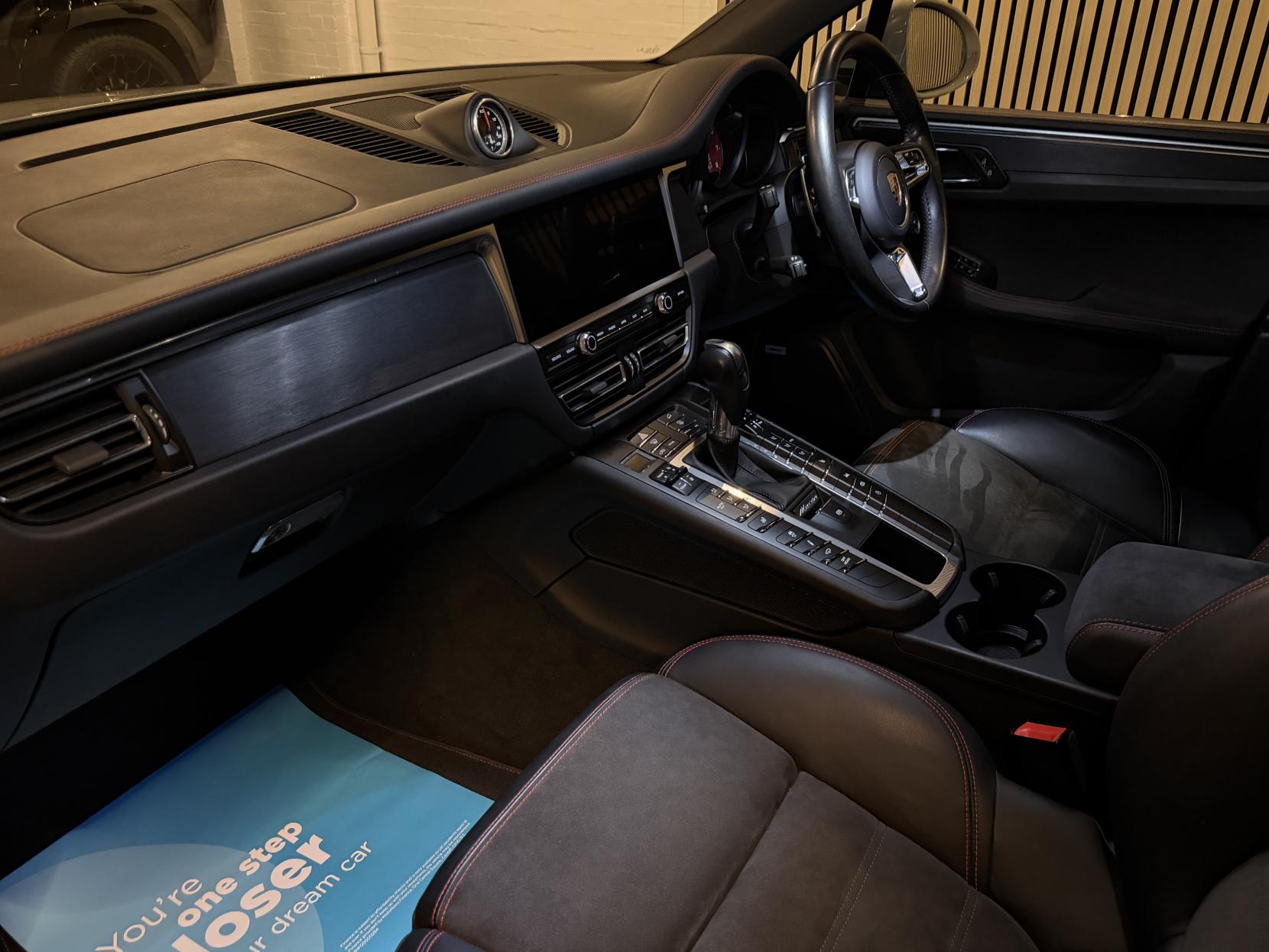 Porsche Macan 2.9T V6 GTS SUV 5dr Petrol PDK 4WD Euro 6 (s/s) (380 ps)