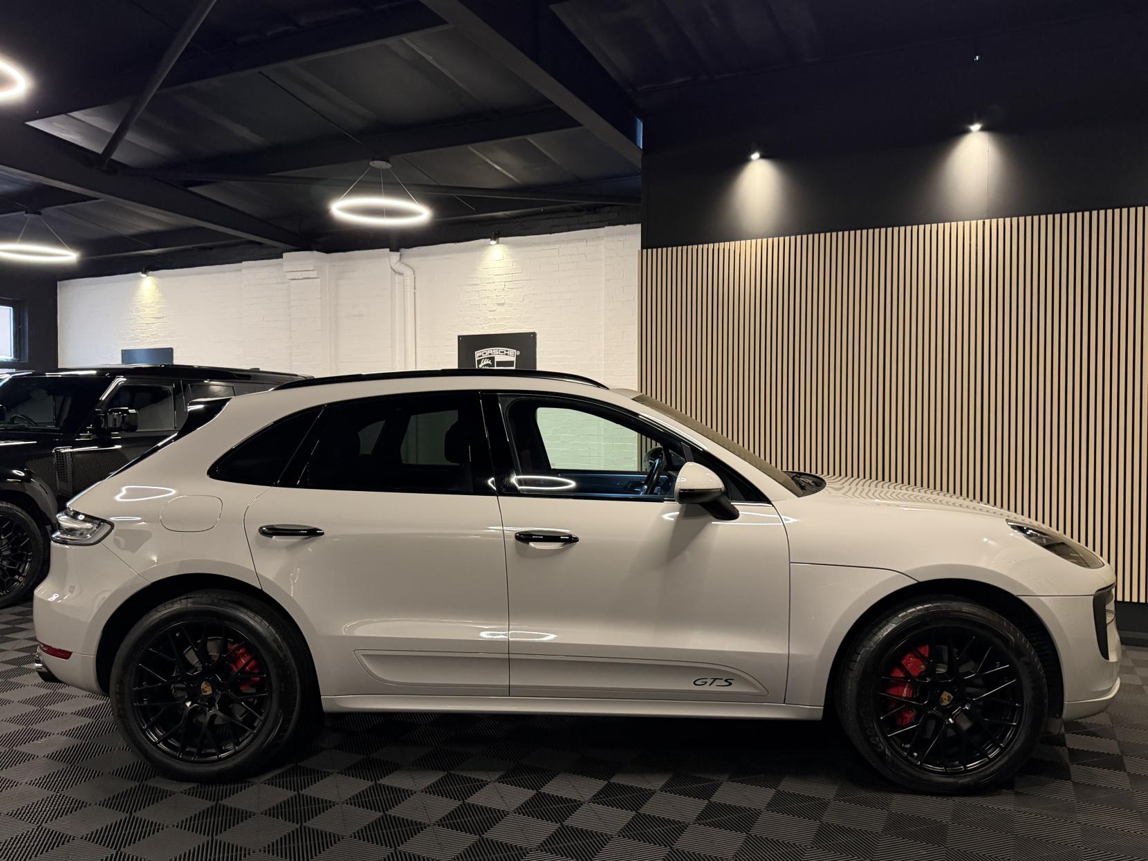 Porsche Macan 2.9T V6 GTS SUV 5dr Petrol PDK 4WD Euro 6 (s/s) (380 ps)