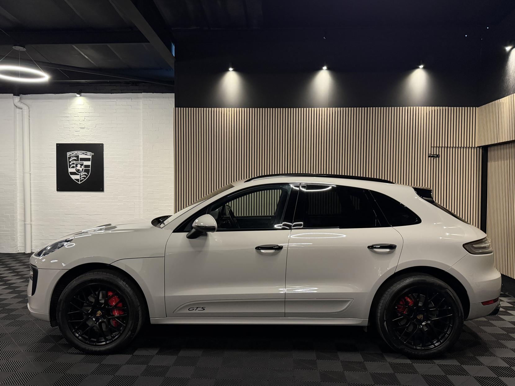 Porsche Macan 2.9T V6 GTS SUV 5dr Petrol PDK 4WD Euro 6 (s/s) (380 ps)