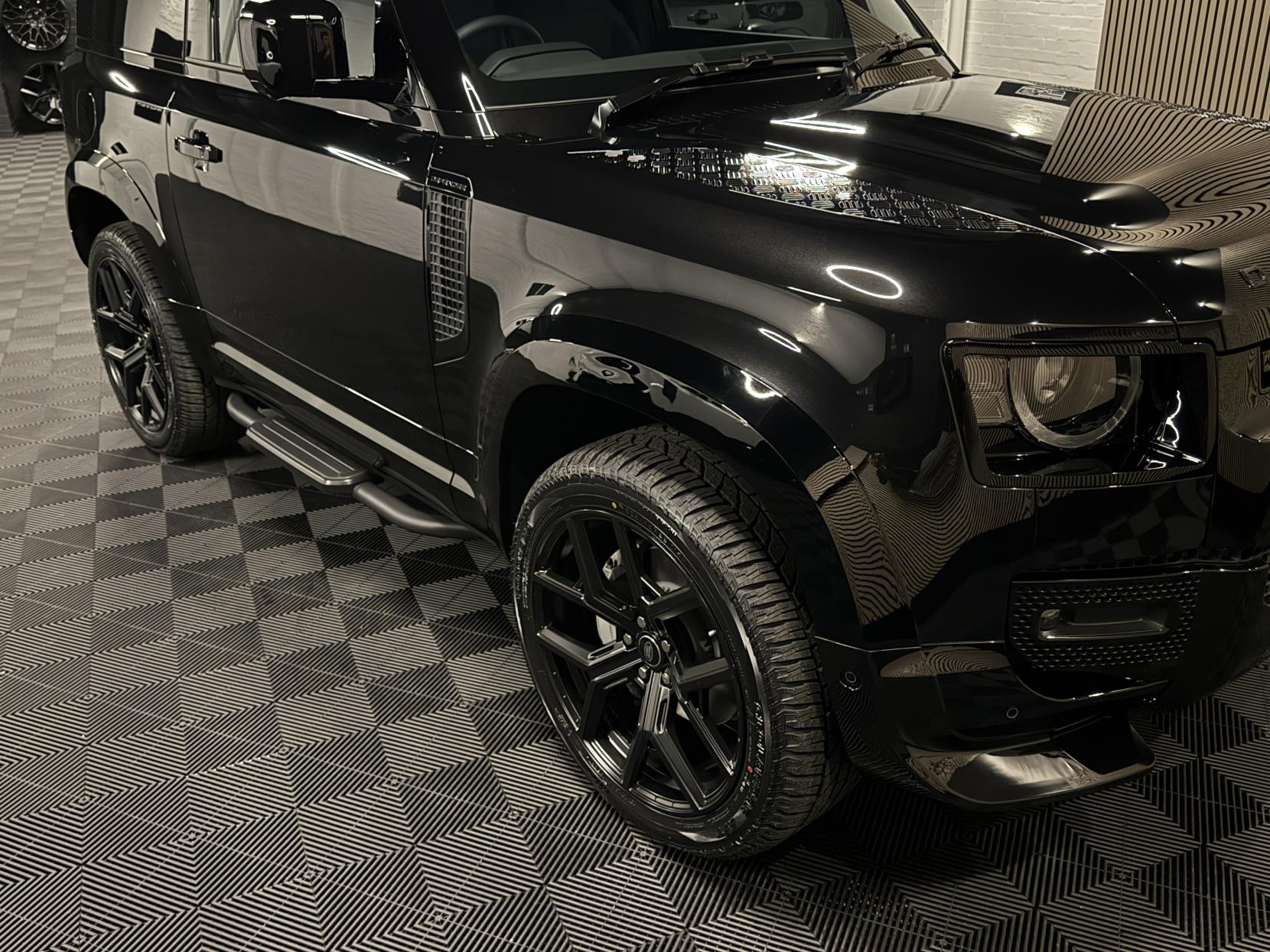 Land Rover Defender 90 3.0 D350 MHEV X-Dynamic HSE Hard Top SUV 3dr Diesel Auto 4WD SWB Euro 6 (s/s) (350 ps)