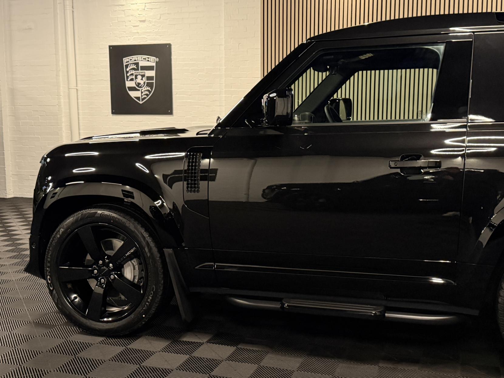 Land Rover Defender 90 3.0 D350 MHEV X-Dynamic HSE Hard Top SUV 3dr Diesel Auto 4WD SWB Euro 6 (s/s) (350 ps)