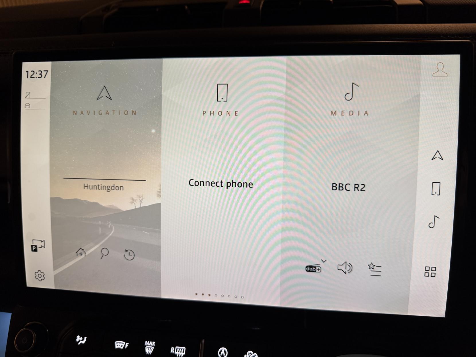 Land Rover Defender 90 3.0 D350 MHEV X-Dynamic HSE Hard Top SUV 3dr Diesel Auto 4WD SWB Euro 6 (s/s) (350 ps)