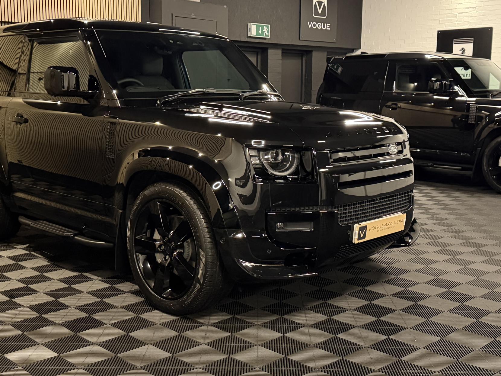 Land Rover Defender 90 3.0 D350 MHEV X-Dynamic HSE Hard Top SUV 3dr Diesel Auto 4WD SWB Euro 6 (s/s) (350 ps)