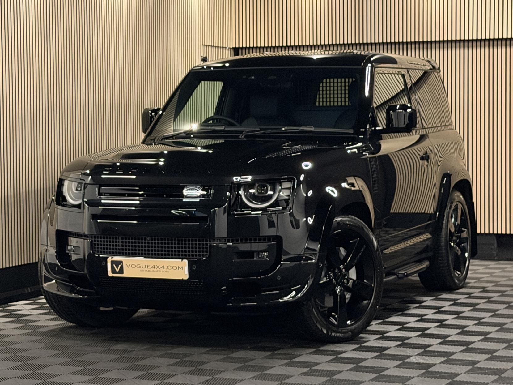 Land Rover Defender 90 3.0 D350 MHEV X-Dynamic HSE Hard Top SUV 3dr Diesel Auto 4WD SWB Euro 6 (s/s) (350 ps)