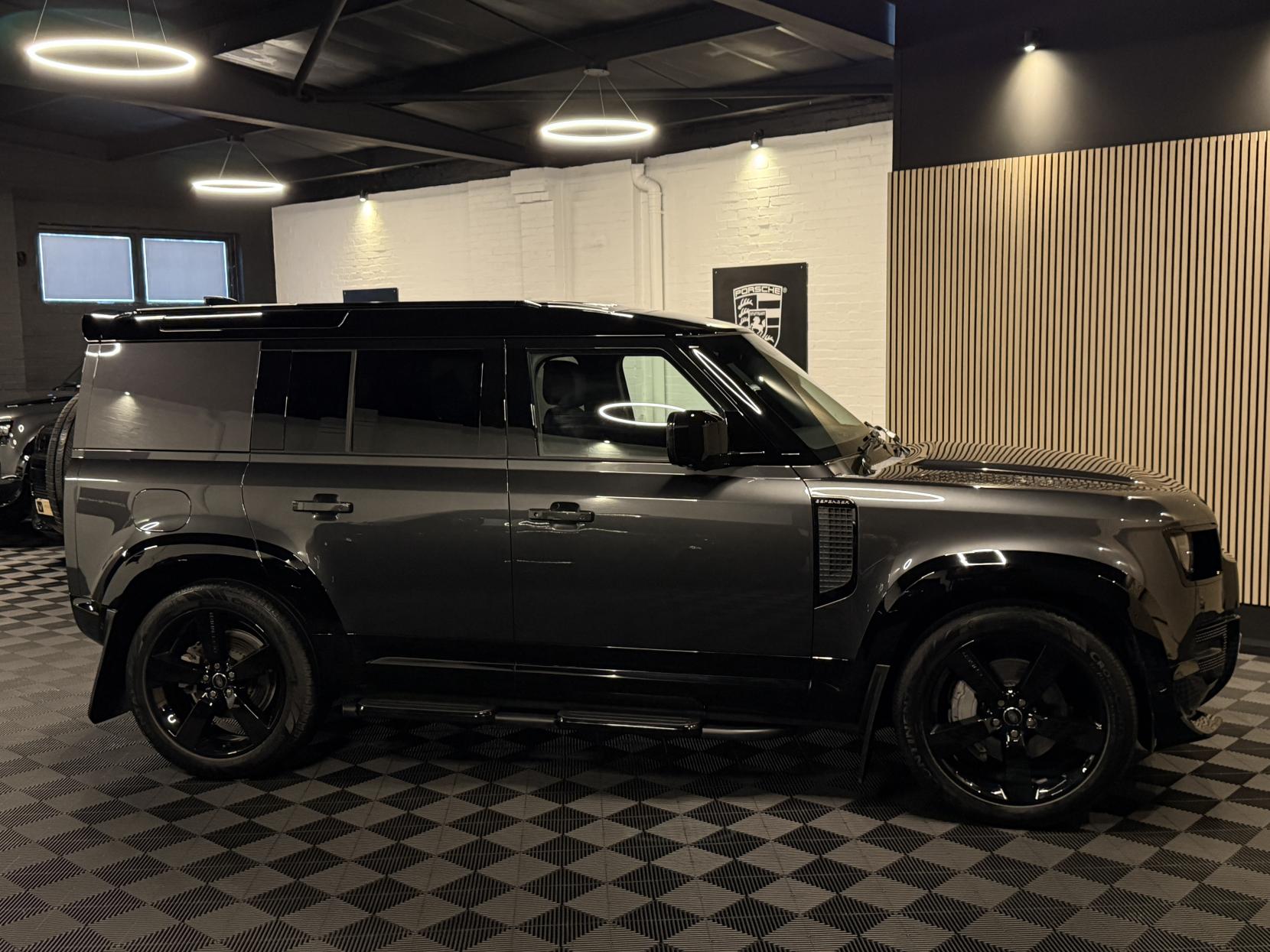 Land Rover Defender 110 3.0 D350 MHEV X-Dynamic HSE Hard Top SUV 5dr Diesel Auto 4WD MWB Euro 6 (s/s) (350 ps)