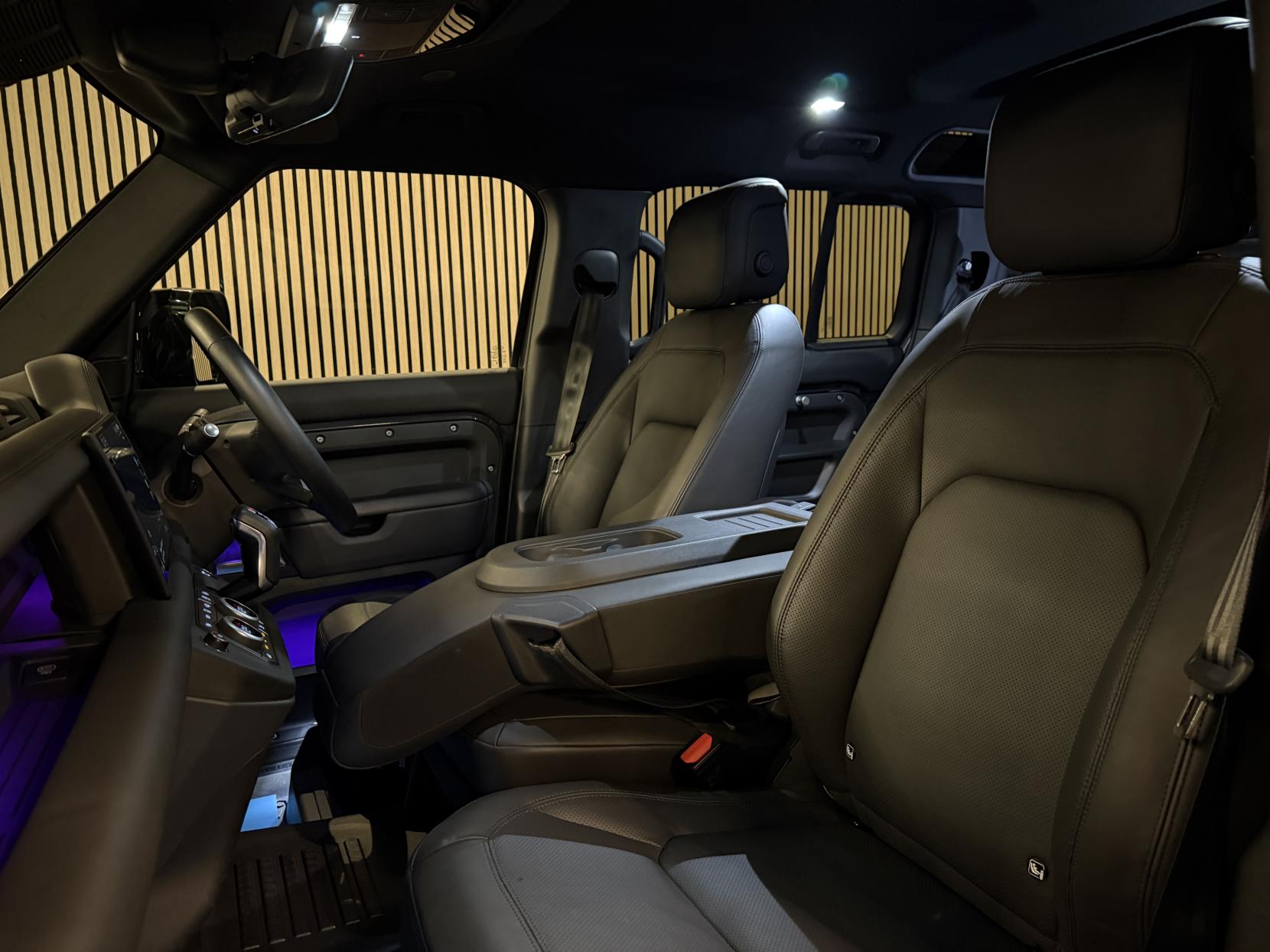 Land Rover Defender 110 3.0 D350 MHEV X-Dynamic HSE Hard Top SUV 5dr Diesel Auto 4WD MWB Euro 6 (s/s) (350 ps)