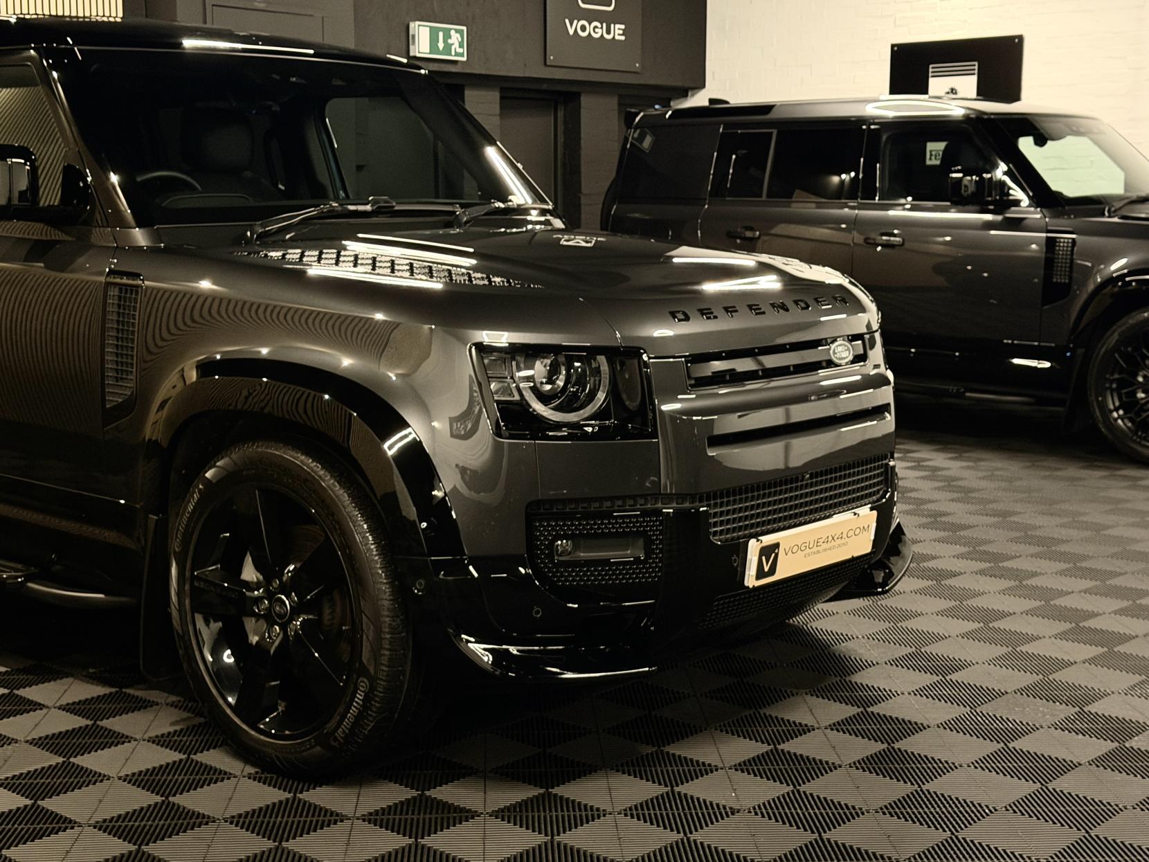 Land Rover Defender 110 3.0 D350 MHEV X-Dynamic HSE Hard Top SUV 5dr Diesel Auto 4WD MWB Euro 6 (s/s) (350 ps)