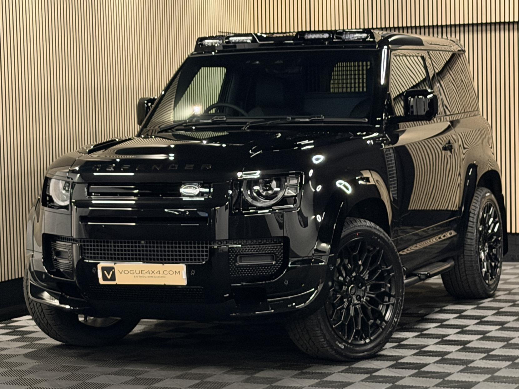 Land Rover Defender 90 3.0 D250 MHEV S Hard Top SUV 3dr Diesel Auto 4WD SWB Euro 6 (s/s) (249 ps)