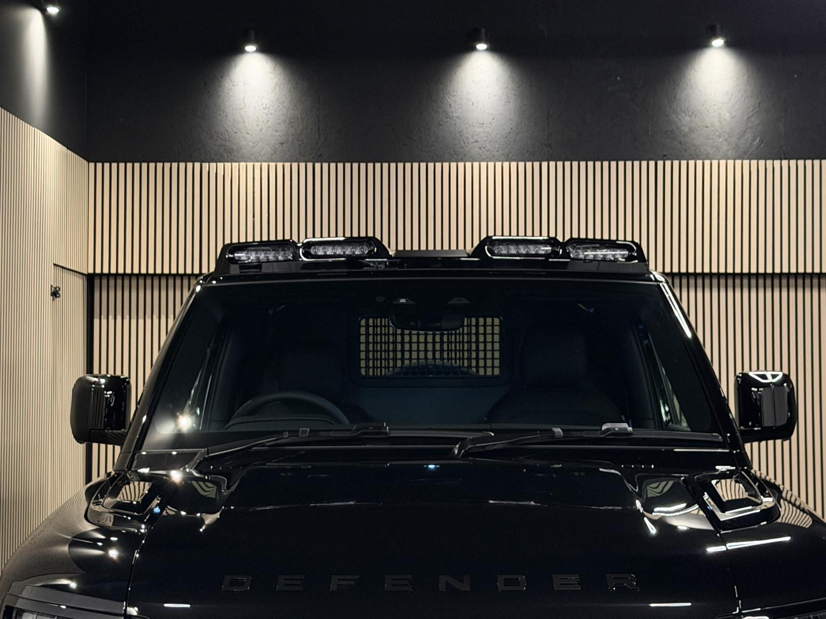 Land Rover Defender 90 3.0 D250 MHEV S Hard Top SUV 3dr Diesel Auto 4WD SWB Euro 6 (s/s) (249 ps)