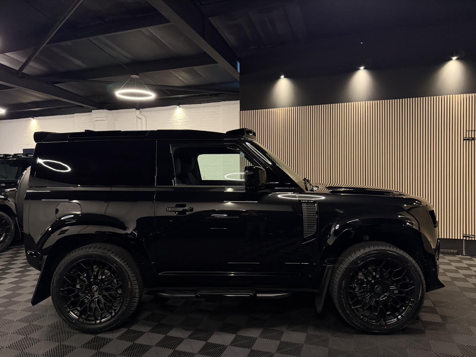 Land Rover Defender 90 3.0 D250 MHEV S Hard Top SUV 3dr Diesel Auto 4WD SWB Euro 6 (s/s) (249 ps)