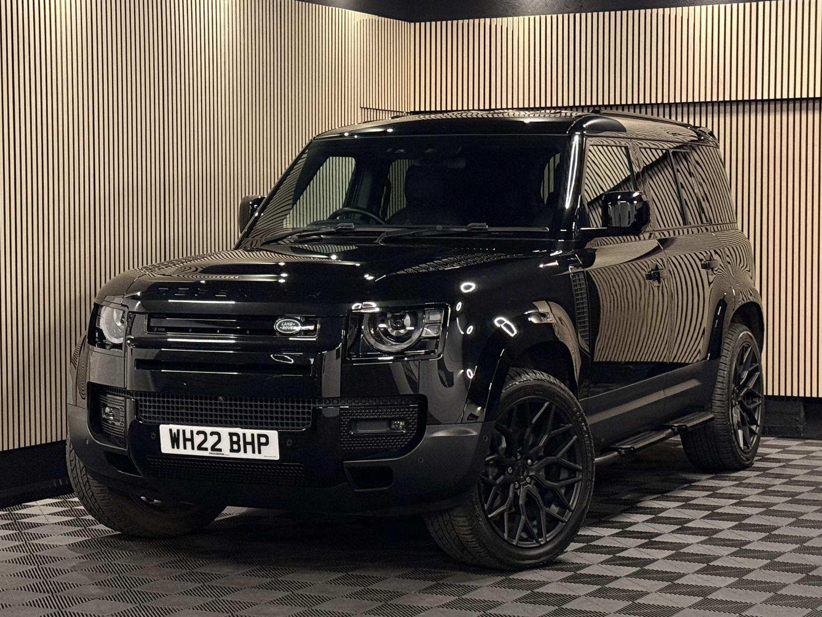 Land Rover Defender 110 3.0 D250 MHEV SE Hard Top SUV 5dr Diesel Auto 4WD MWB Euro 6 (s/s) (250 ps)