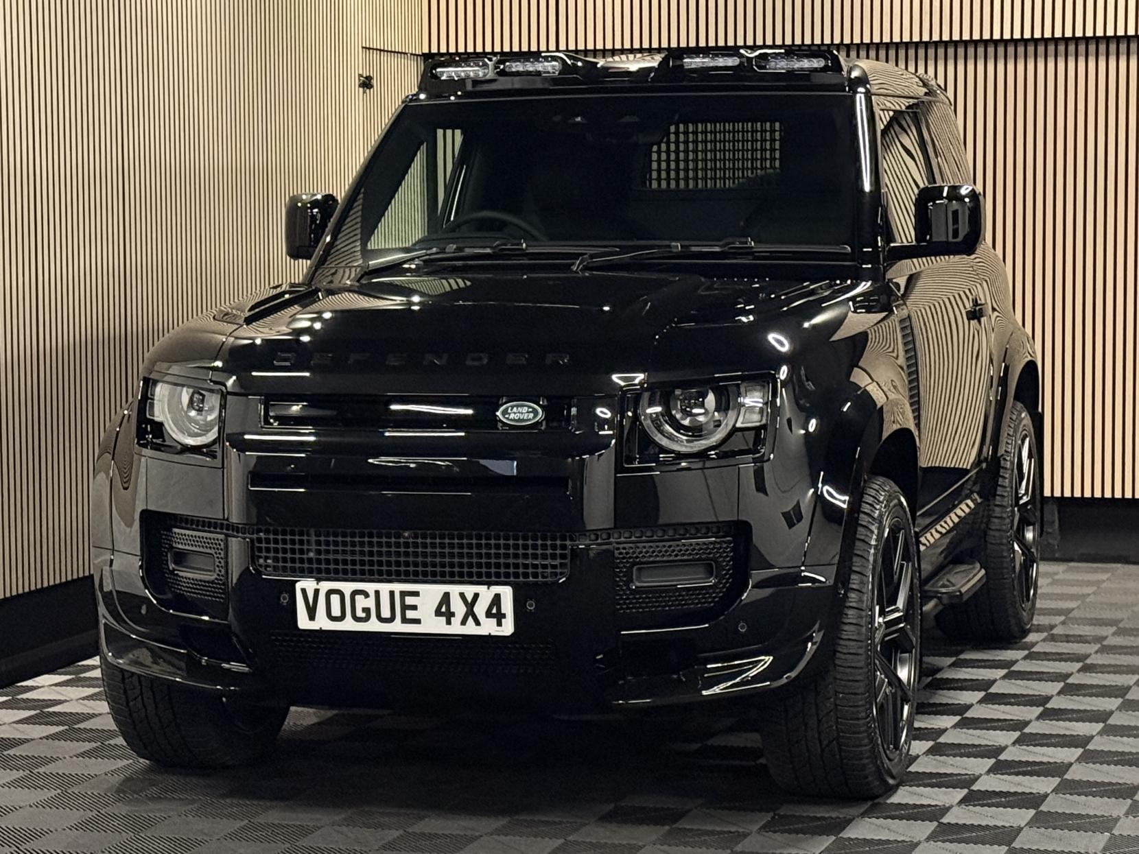 Land Rover Defender 90 3.0 D250 MHEV X-Dynamic SE Hard Top SUV 3dr Diesel Auto 4WD SWB Euro 6 (s/s) (249 ps)
