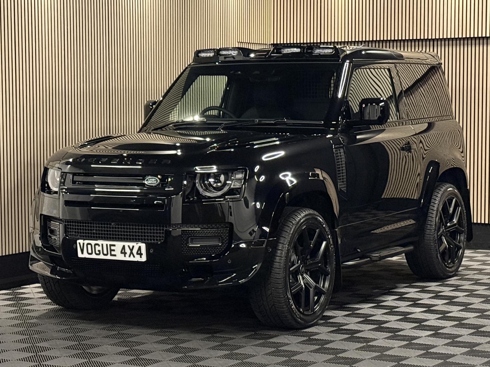 Land Rover Defender 90 3.0 D250 MHEV X-Dynamic SE Hard Top SUV 3dr Diesel Auto 4WD SWB Euro 6 (s/s) (249 ps)