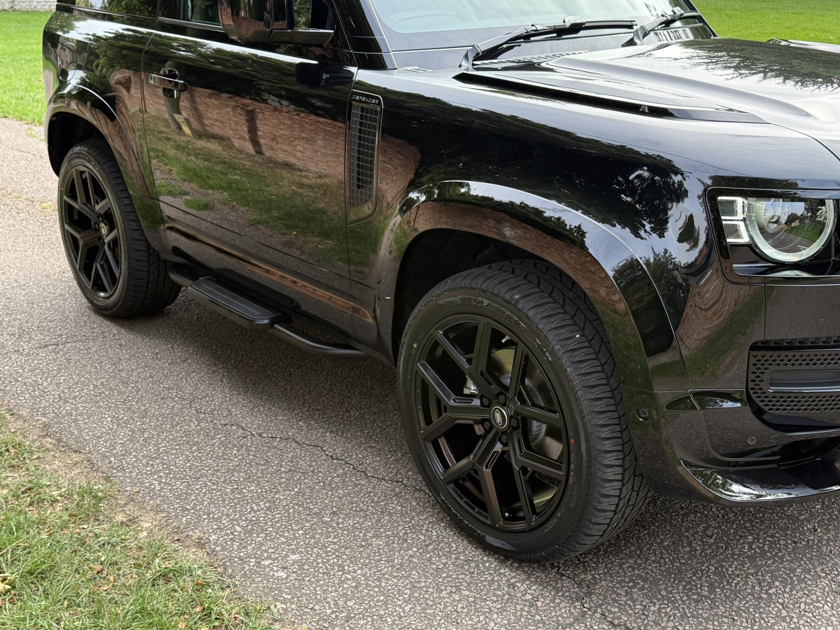 Land Rover Defender 90 3.0 D250 MHEV S Hard Top SUV 3dr Diesel Auto 4WD SWB Euro 6 (s/s) (249 ps)