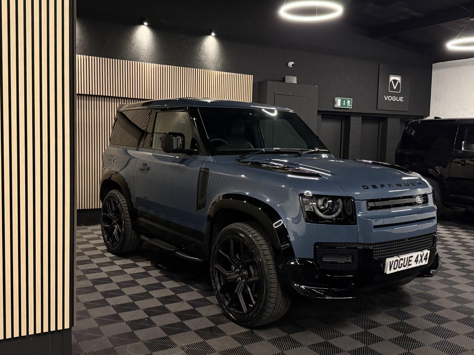 Land Rover Defender 90 3.0 D250 MHEV S Hard Top SUV 3dr Diesel Auto 4WD SWB Euro 6 (s/s) (250 ps)