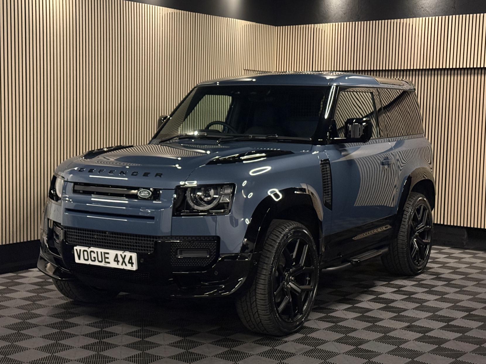 Land Rover Defender 90 3.0 D250 MHEV S Hard Top SUV 3dr Diesel Auto 4WD SWB Euro 6 (s/s) (250 ps)