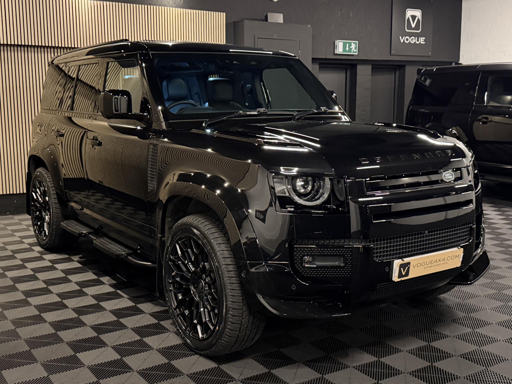 Land Rover Defender 110 3.0 D250 MHEV X-Dynamic HSE Hard Top SUV 5dr Diesel Auto 4WD MWB Euro 6 (s/s) (250 ps)