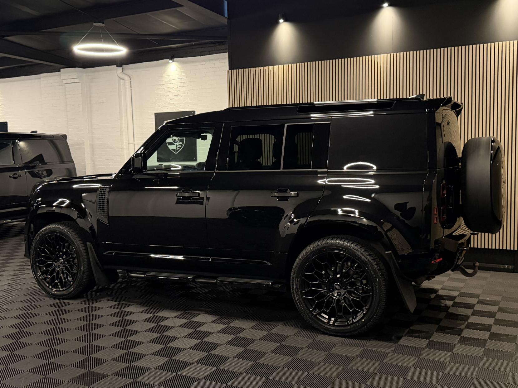 Land Rover Defender 110 3.0 D250 MHEV X-Dynamic HSE Hard Top SUV 5dr Diesel Auto 4WD MWB Euro 6 (s/s) (250 ps)
