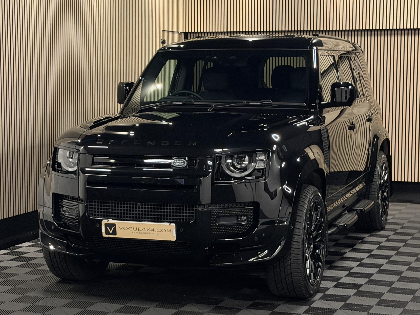 Land Rover Defender 110 3.0 D250 MHEV X-Dynamic HSE Hard Top SUV 5dr Diesel Auto 4WD MWB Euro 6 (s/s) (250 ps)