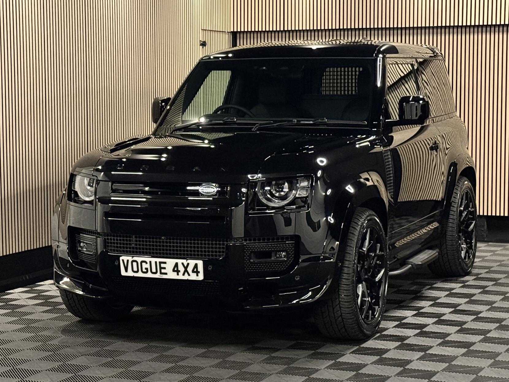 Land Rover Defender 90 3.0 D350 MHEV X-Dynamic HSE Hard Top SUV 3dr Diesel Auto 4WD SWB Euro 6 (s/s) (350 ps)