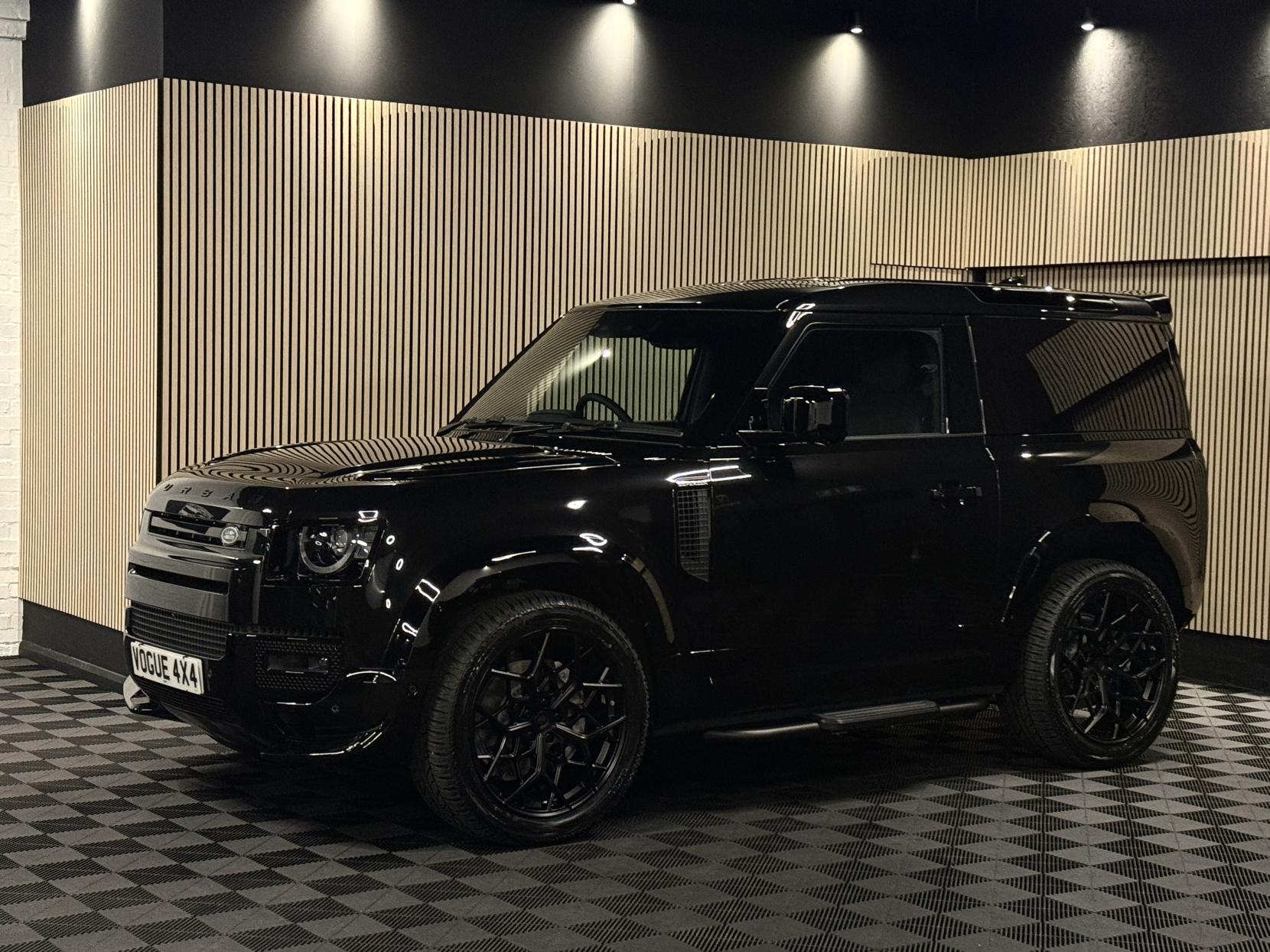 Land Rover Defender 90 3.0 D350 MHEV X-Dynamic HSE Hard Top SUV 3dr Diesel Auto 4WD SWB Euro 6 (s/s) (350 ps)