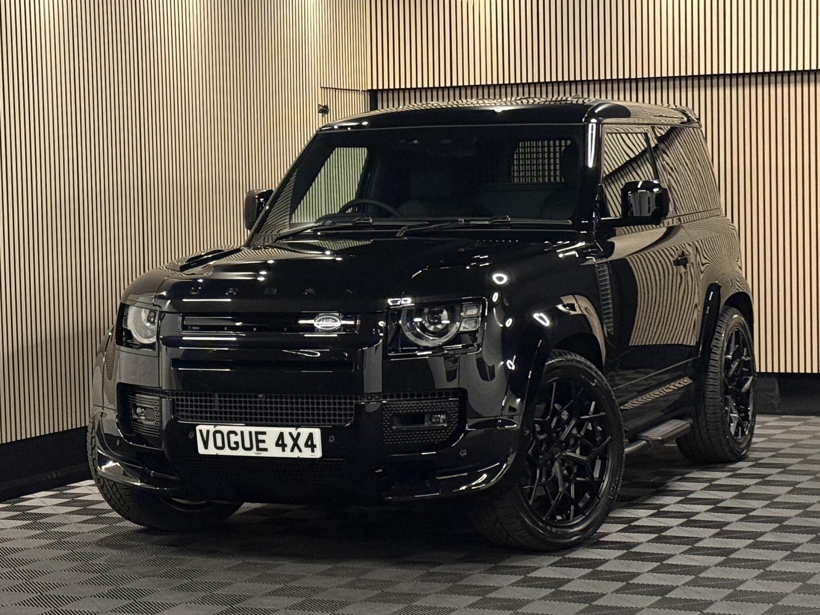 Land Rover Defender 90 3.0 D350 MHEV X-Dynamic HSE Hard Top SUV 3dr Diesel Auto 4WD SWB Euro 6 (s/s) (350 ps)