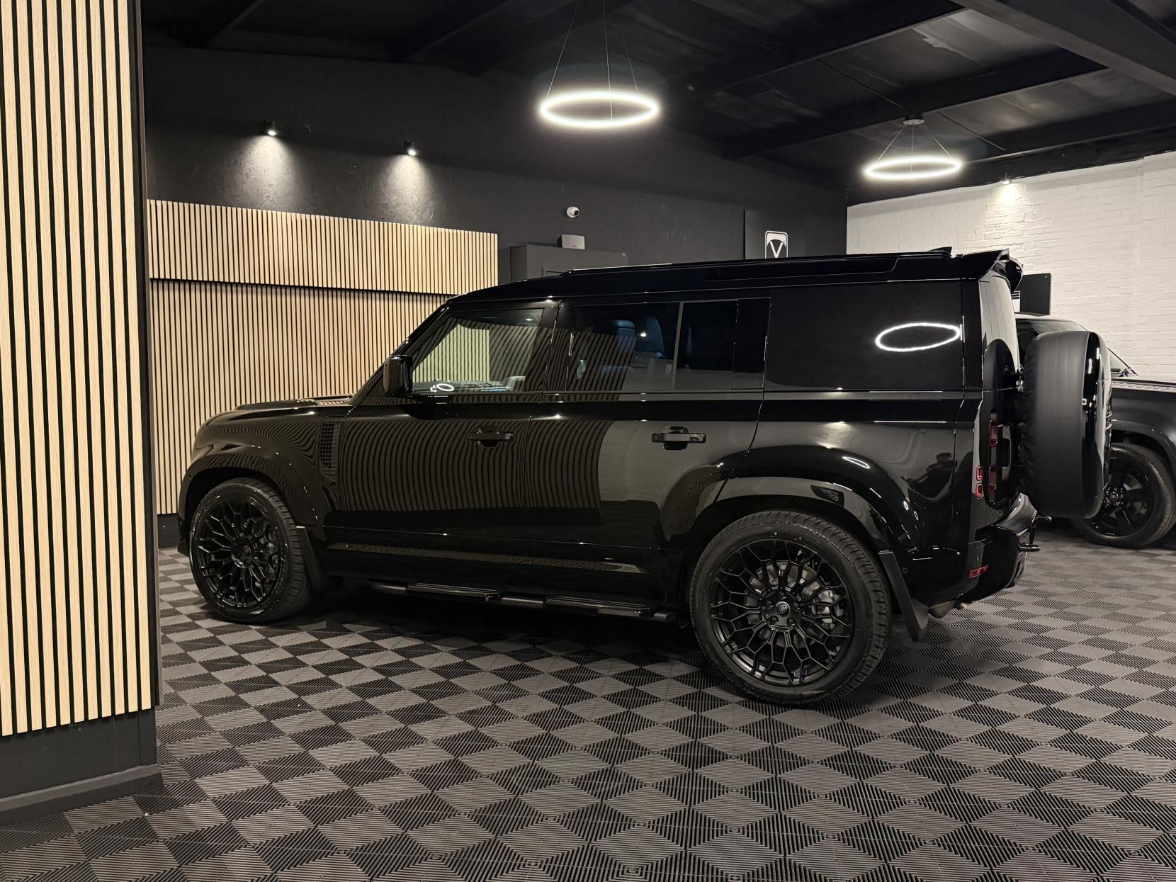 Land Rover Defender 110 3.0 D350 MHEV X-Dynamic HSE Hard Top SUV 5dr Diesel Auto 4WD MWB Euro 6 (s/s) (350 ps)