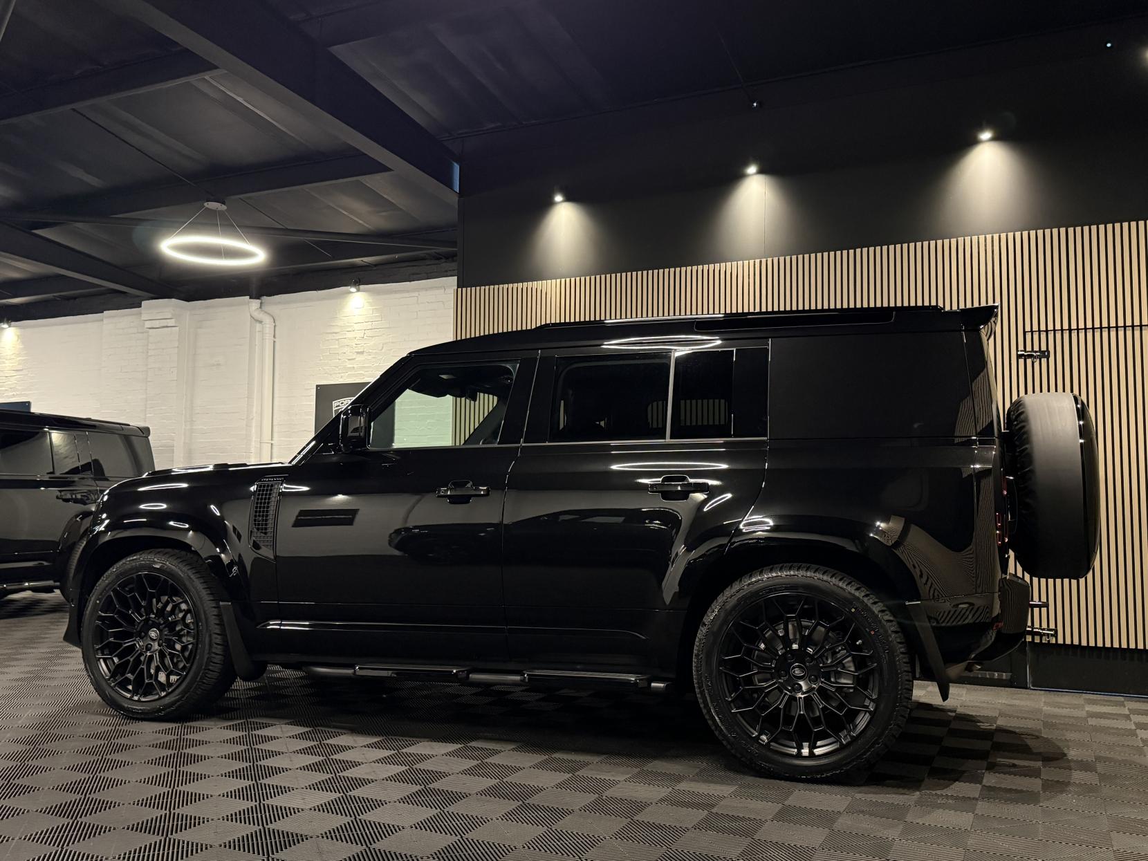 Land Rover Defender 110 3.0 D350 MHEV X-Dynamic HSE Hard Top SUV 5dr Diesel Auto 4WD MWB Euro 6 (s/s) (350 ps)