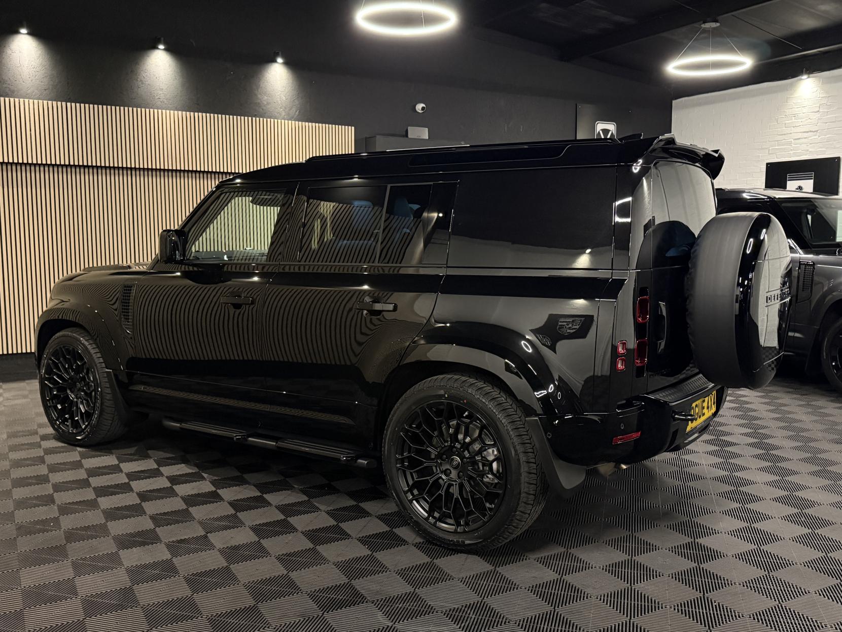Land Rover Defender 110 3.0 D350 MHEV X-Dynamic HSE Hard Top SUV 5dr Diesel Auto 4WD MWB Euro 6 (s/s) (350 ps)