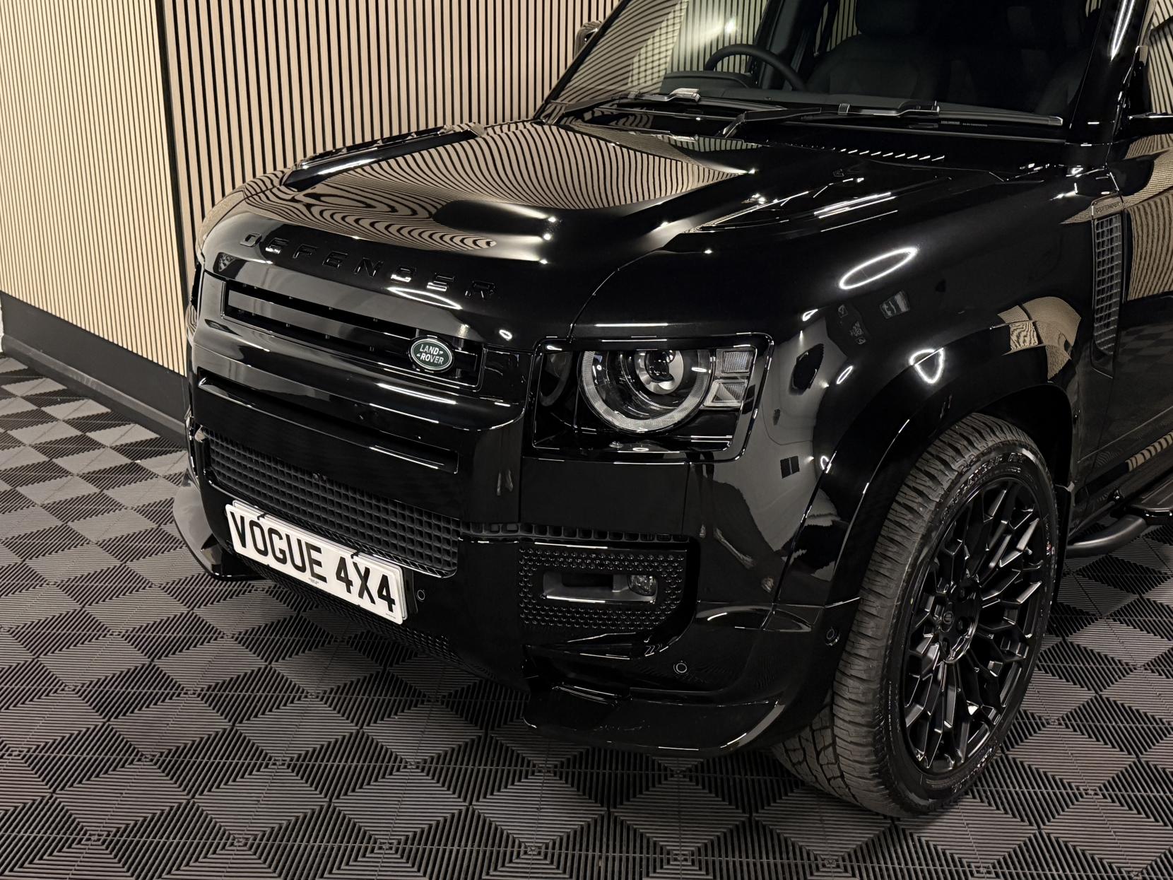 Land Rover Defender 110 3.0 D350 MHEV X-Dynamic HSE Hard Top SUV 5dr Diesel Auto 4WD MWB Euro 6 (s/s) (350 ps)