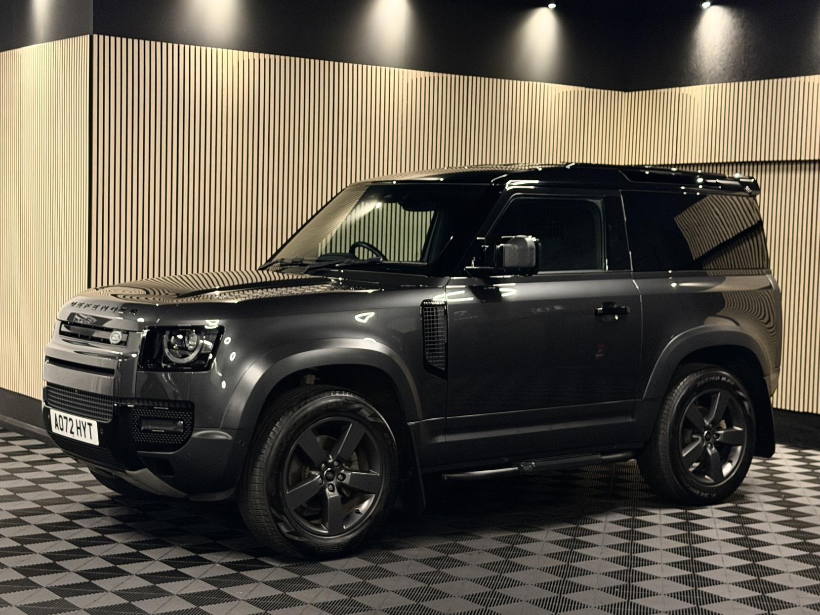 Land Rover Defender 90 3.0 D250 MHEV Hard Top SUV 3dr Diesel Auto 4WD SWB Euro 6 (s/s) (250 ps)