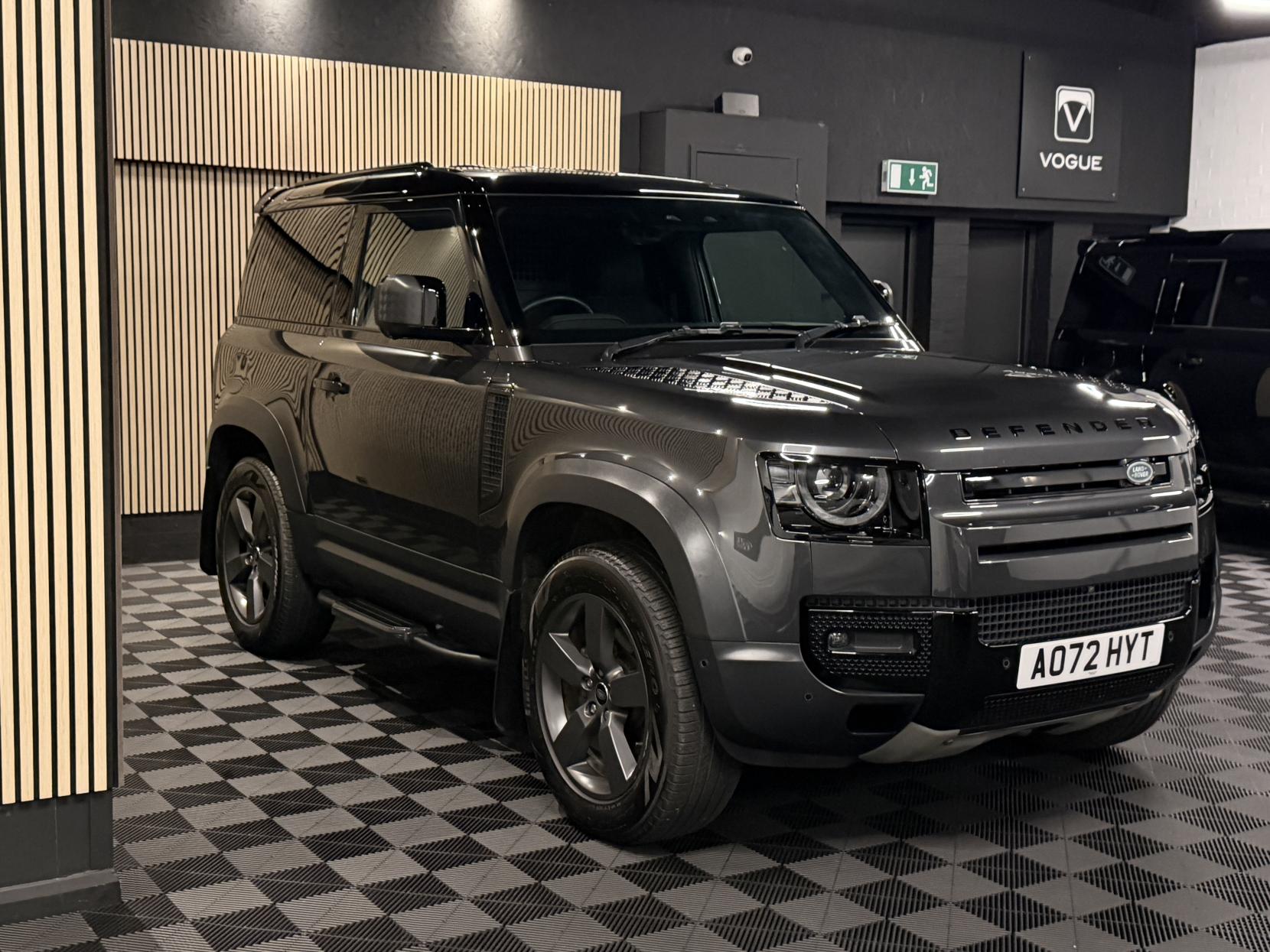 Land Rover Defender 90 3.0 D250 MHEV Hard Top SUV 3dr Diesel Auto 4WD SWB Euro 6 (s/s) (250 ps)