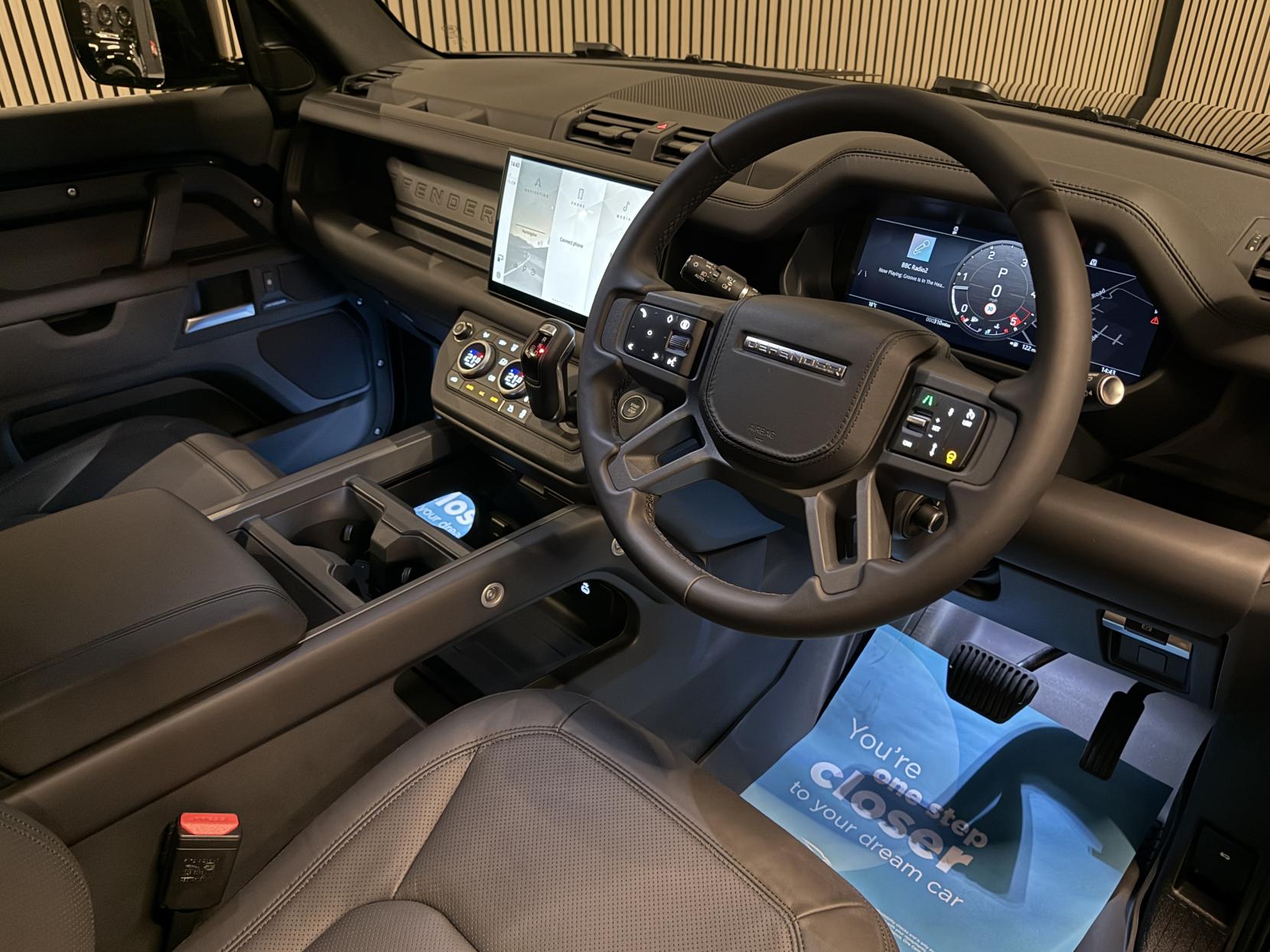 Land Rover Defender 90 3.0 D250 MHEV X-Dynamic HSE Hard Top SUV 3dr Diesel Auto 4WD SWB Euro 6 (s/s) (250 ps)