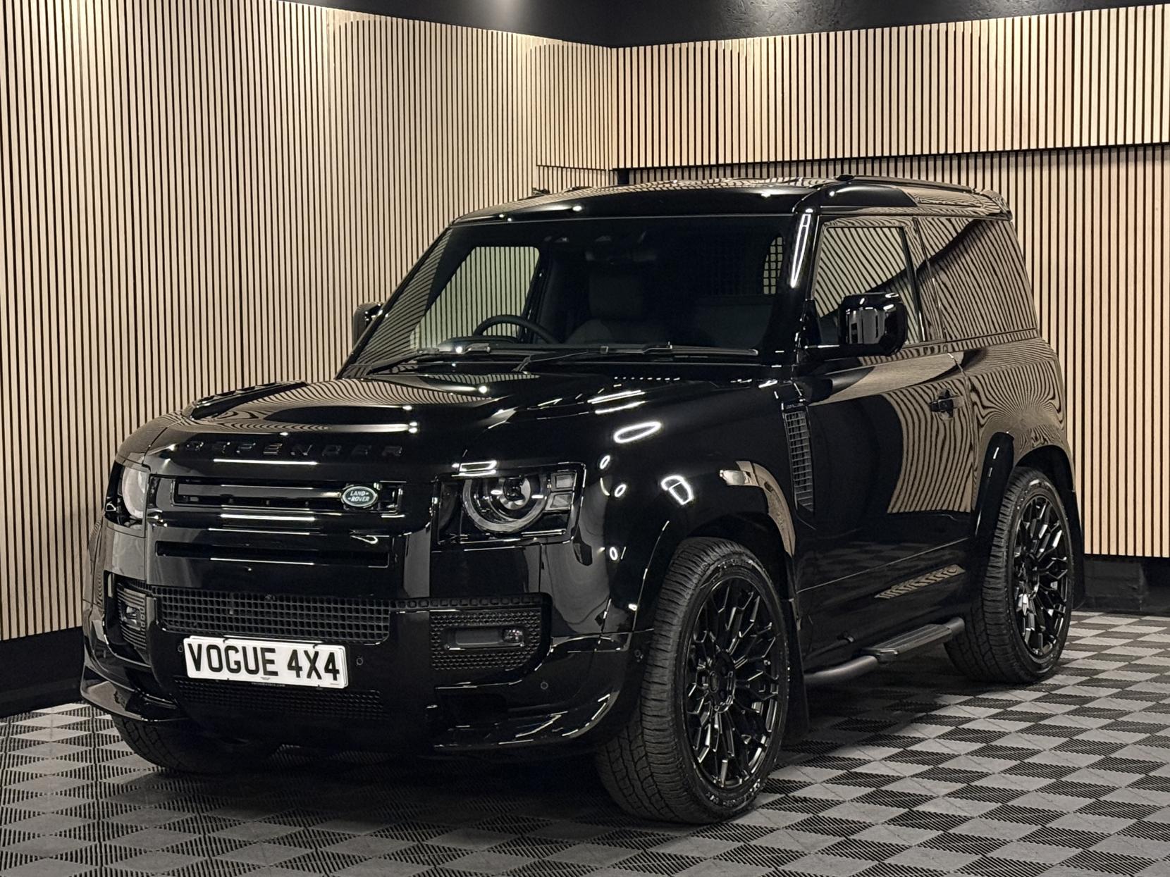 Land Rover Defender 90 3.0 D250 MHEV X-Dynamic HSE Hard Top SUV 3dr Diesel Auto 4WD SWB Euro 6 (s/s) (250 ps)