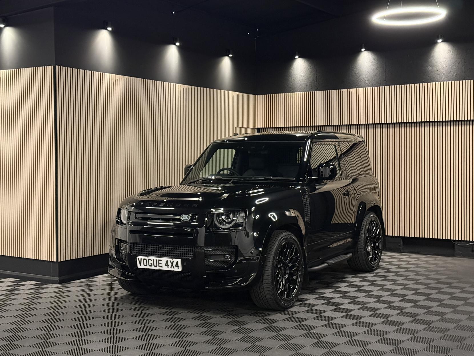 Land Rover Defender 90 3.0 D250 MHEV X-Dynamic HSE Hard Top SUV 3dr Diesel Auto 4WD SWB Euro 6 (s/s) (250 ps)