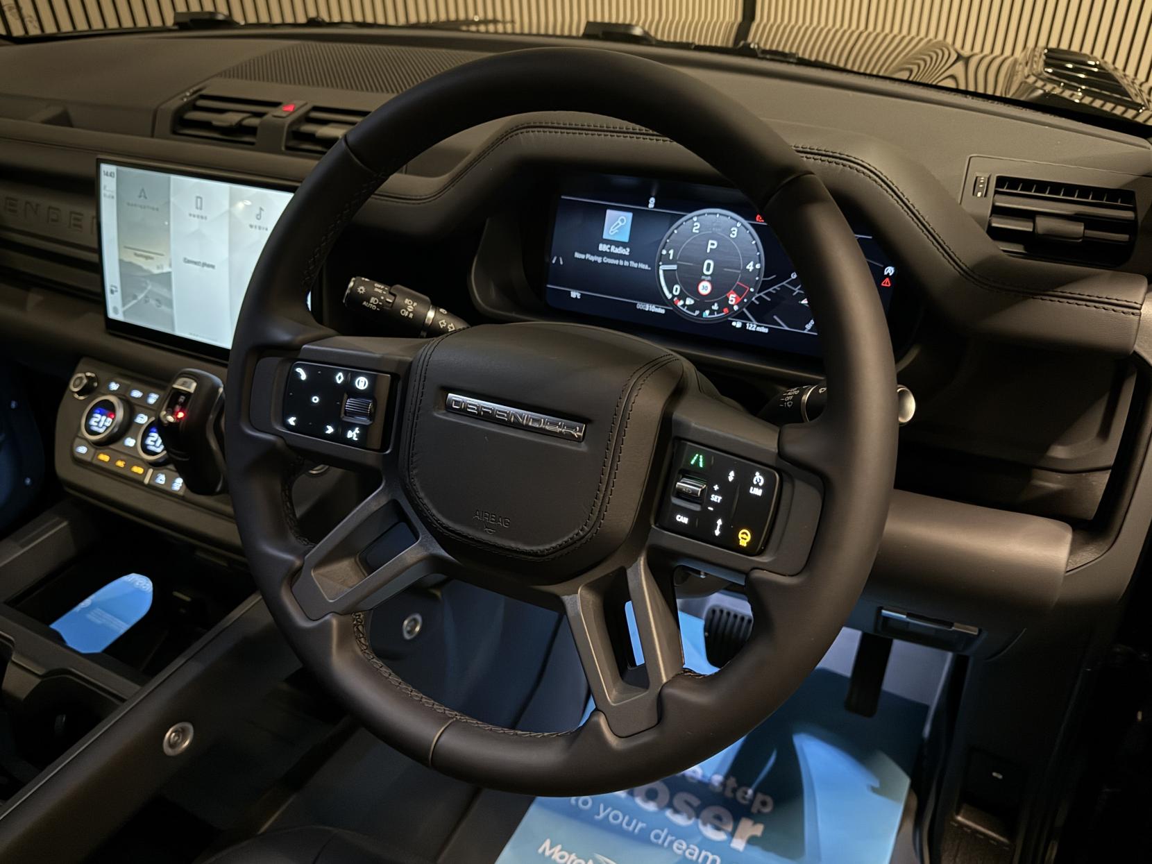 Land Rover Defender 90 3.0 D250 MHEV X-Dynamic HSE Hard Top SUV 3dr Diesel Auto 4WD SWB Euro 6 (s/s) (250 ps)