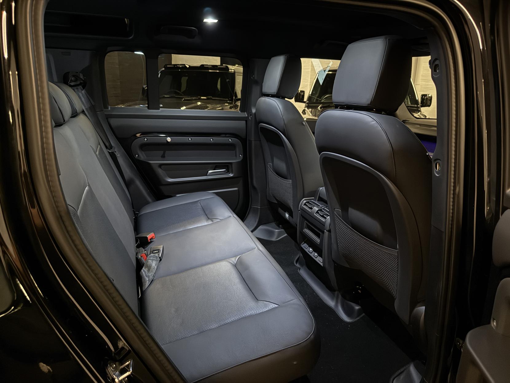 Land Rover Defender 110 3.0 X-Dynamic SE SUV LCV (2020 - )