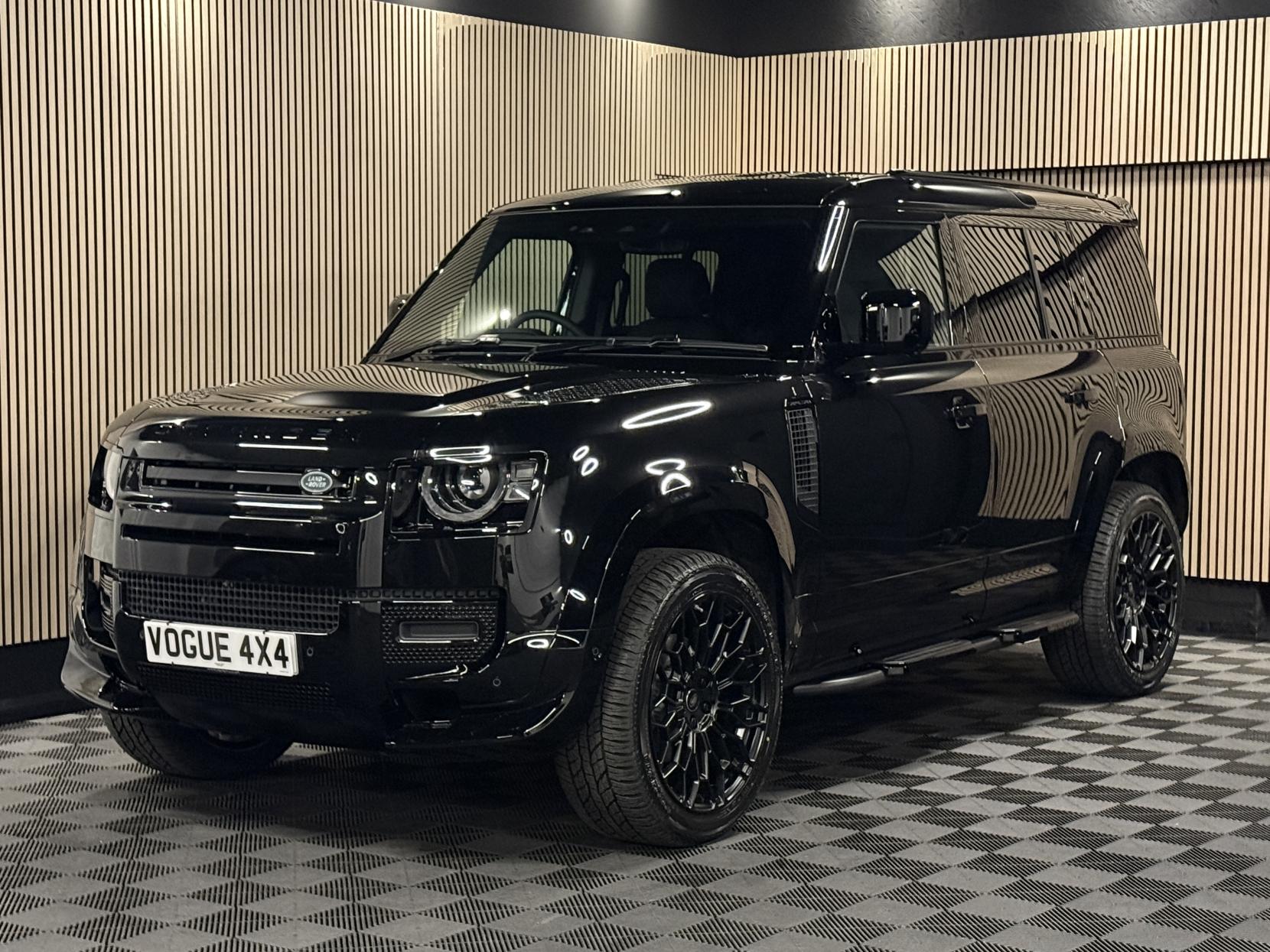 Land Rover Defender 110 3.0 X-Dynamic SE SUV LCV (2020 - )