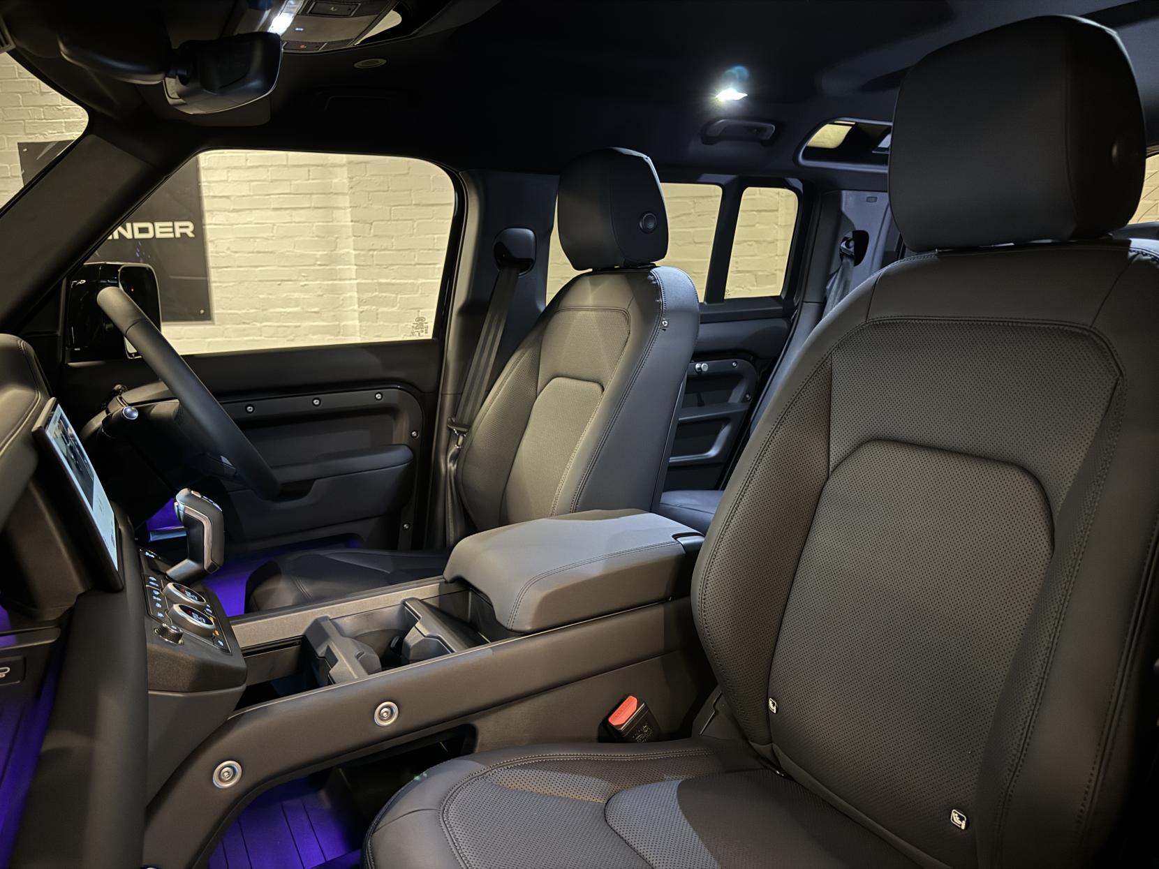 Land Rover Defender 110 3.0 X-Dynamic SE SUV LCV (2020 - )