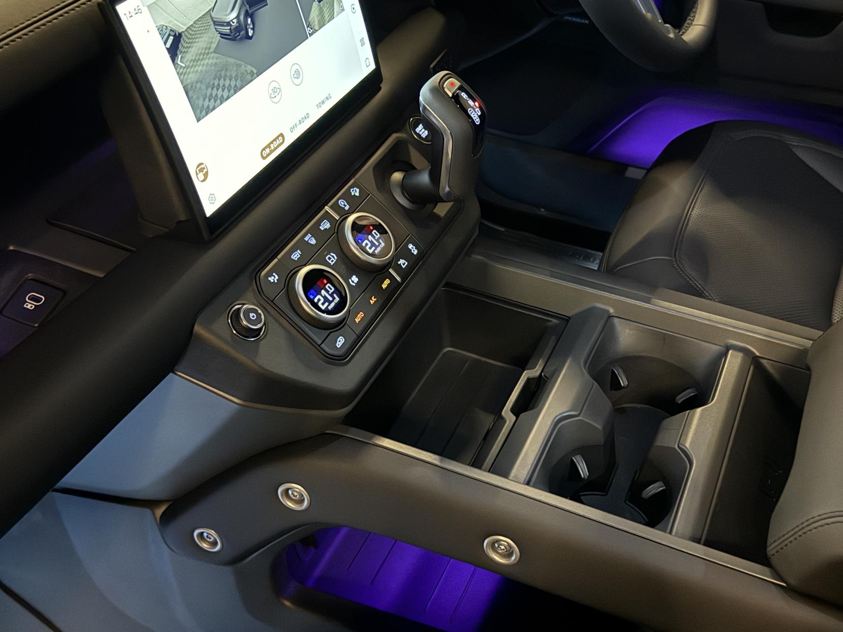 Land Rover Defender 110 3.0 X-Dynamic SE SUV LCV (2020 - )