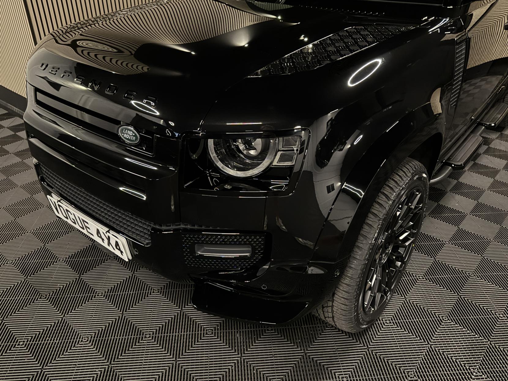Land Rover Defender 110 3.0 X-Dynamic SE SUV LCV (2020 - )