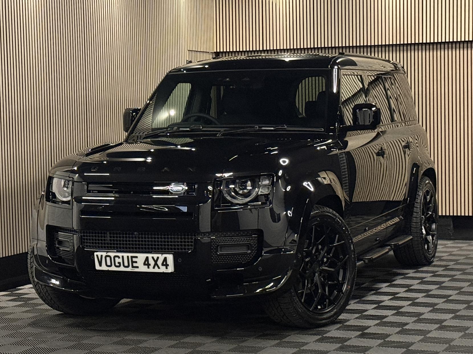 Land Rover Defender 110 3.0 D250 MHEV X-Dynamic SE Hard Top SUV 5dr Diesel Auto 4WD MWB Euro 6 (s/s) (249 ps)