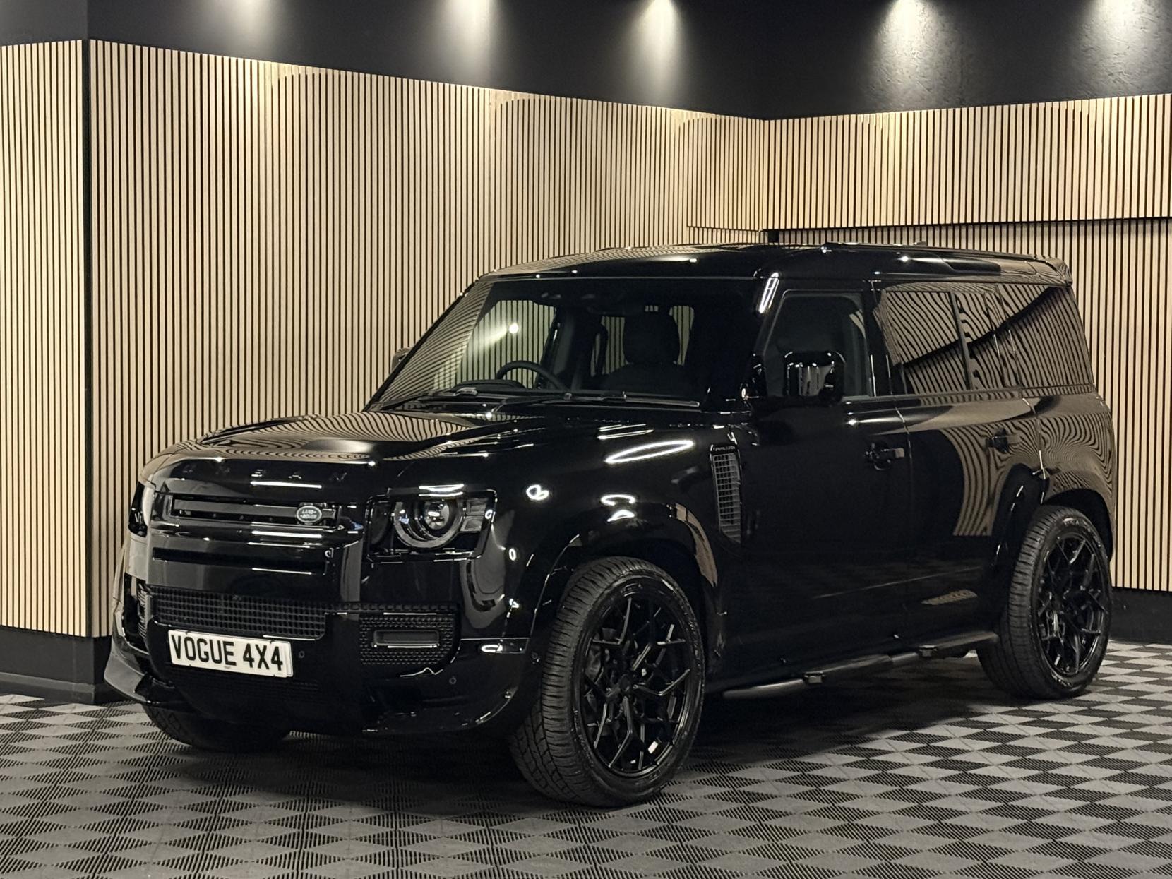 Land Rover Defender 110 3.0 D250 MHEV X-Dynamic SE Hard Top SUV 5dr Diesel Auto 4WD MWB Euro 6 (s/s) (249 ps)