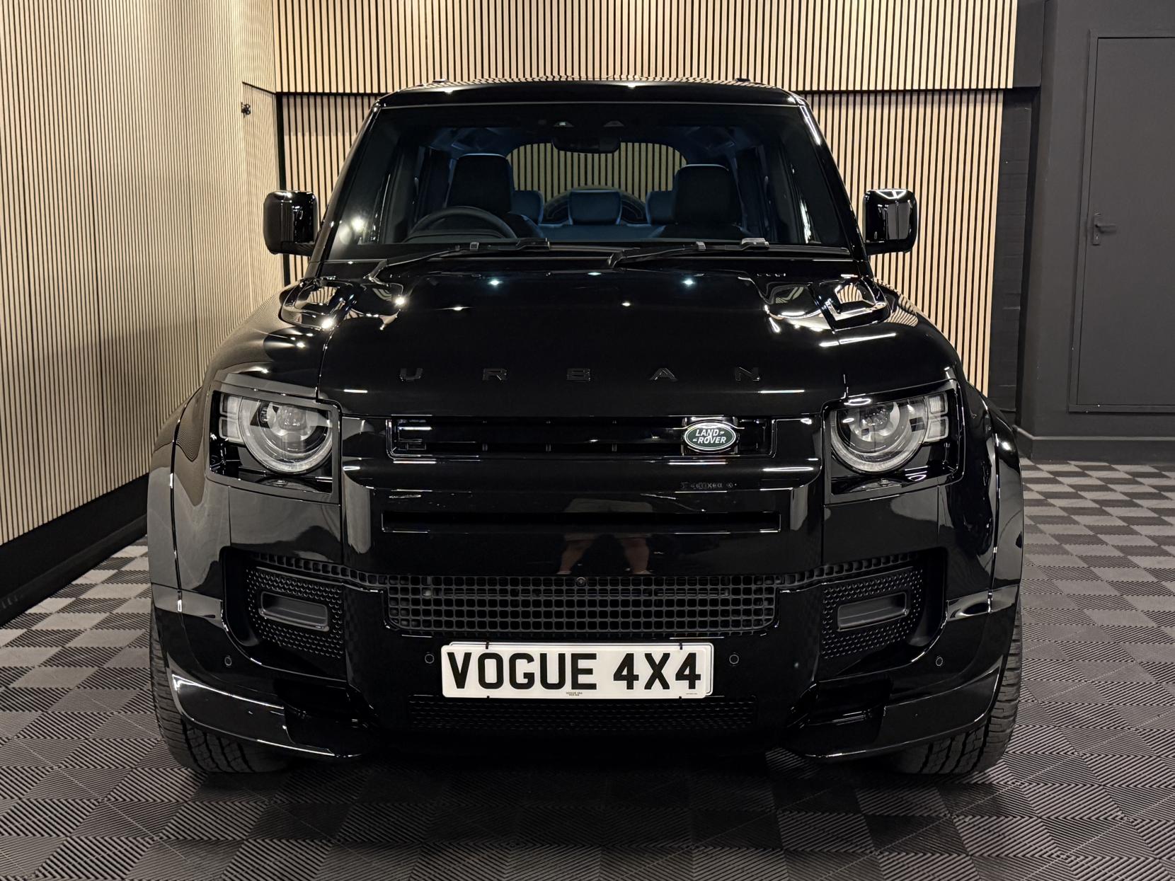Land Rover Defender 110 3.0 D250 MHEV X-Dynamic SE Hard Top SUV 5dr Diesel Auto 4WD MWB Euro 6 (s/s) (249 ps)