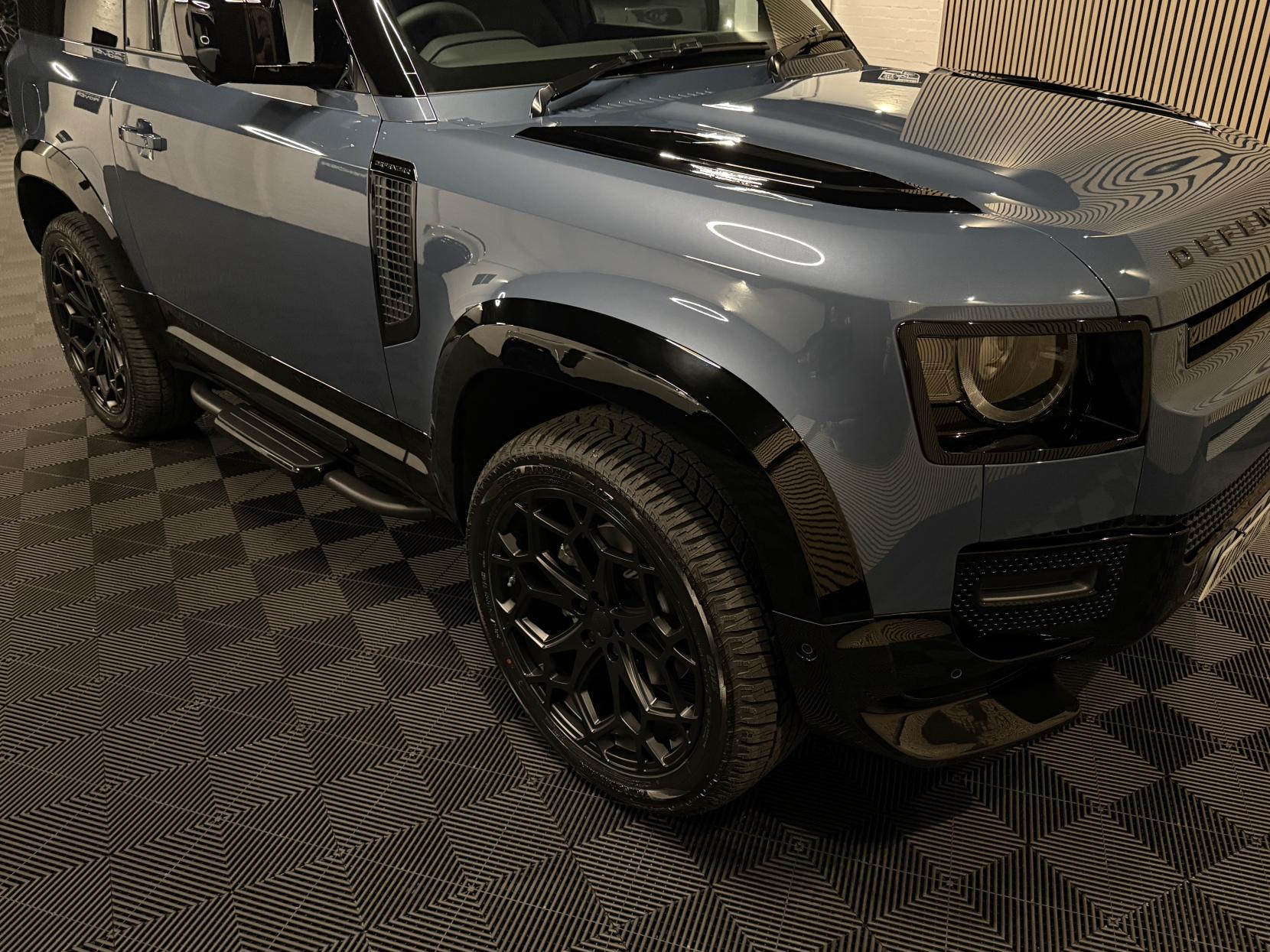 Land Rover Defender 90 3.0 D250 MHEV S Hard Top SUV 3dr Diesel Auto 4WD SWB Euro 6 (s/s) (249 ps)