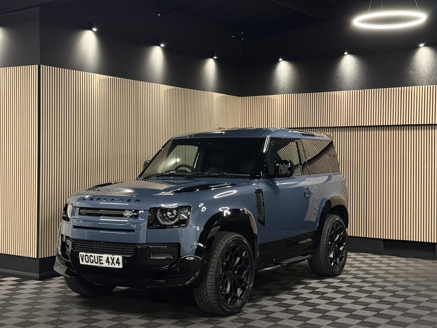 Land Rover Defender 90 3.0 D250 MHEV S Hard Top SUV 3dr Diesel Auto 4WD SWB Euro 6 (s/s) (249 ps)
