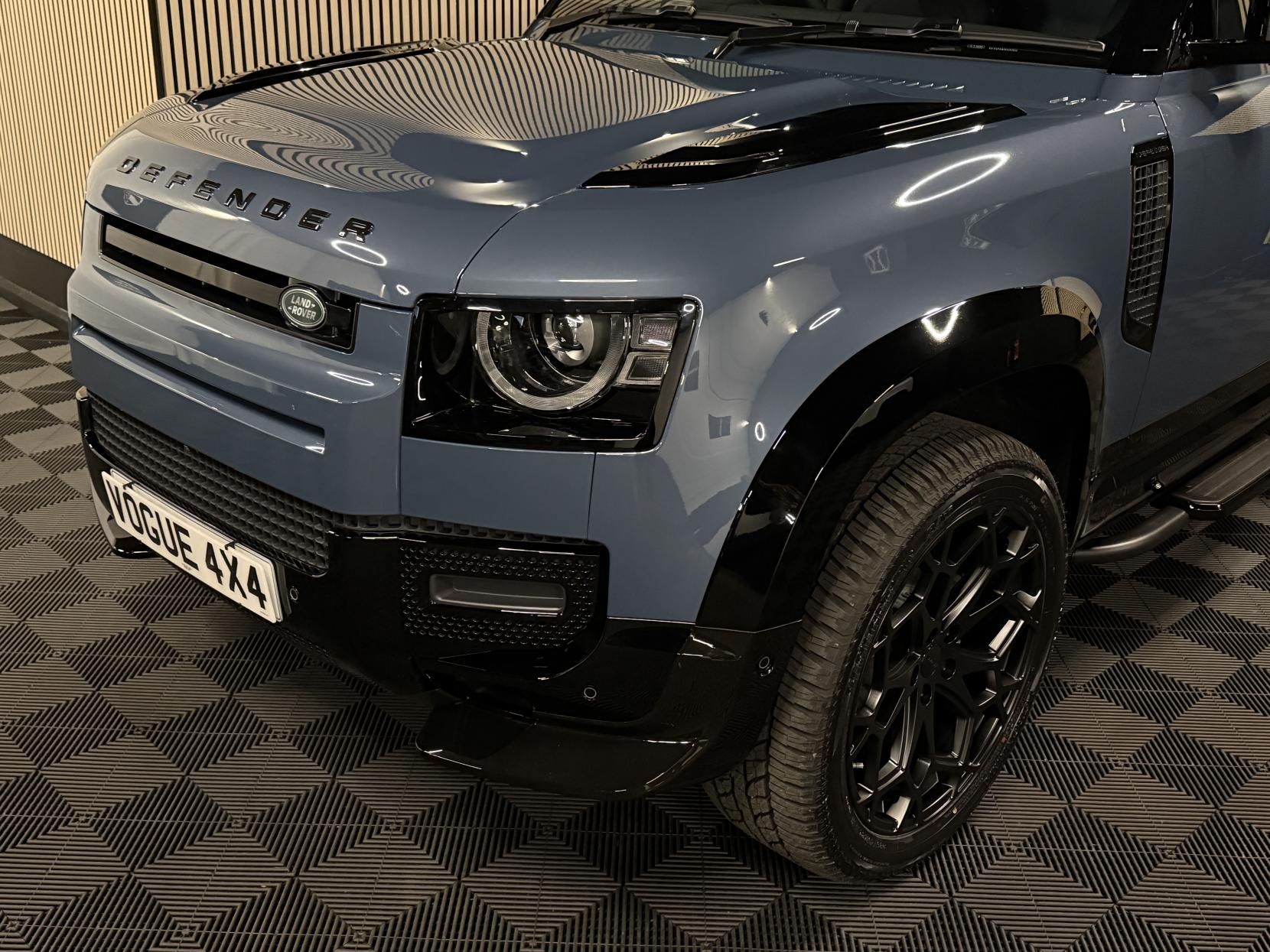 Land Rover Defender 90 3.0 D250 MHEV S Hard Top SUV 3dr Diesel Auto 4WD SWB Euro 6 (s/s) (249 ps)