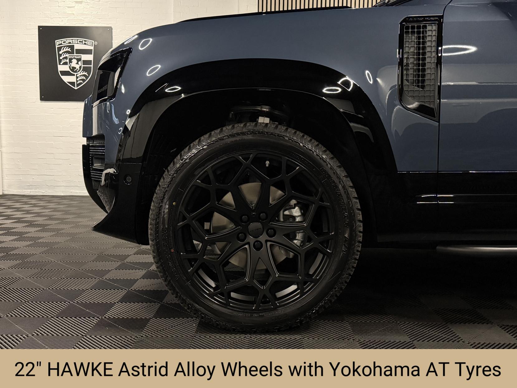 Land Rover Defender 90 3.0 D250 MHEV S Hard Top SUV 3dr Diesel Auto 4WD SWB Euro 6 (s/s) (249 ps)